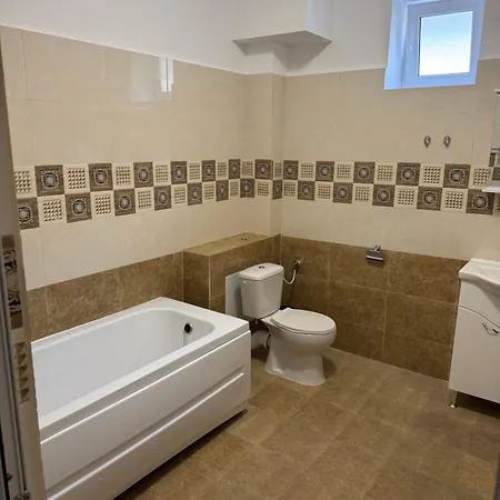 Mamaia Sat * Năvodari